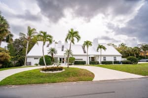 9 Quail Run Ln, Stuart, FL 34996, Sold 04/21/22
