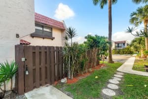 6332 Seven Springs Blvd b, Greenacres, FL 33463, Sold 04/14/22
