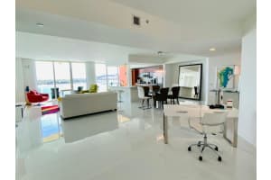 2640 Lake Shore Dr UNIT 407, Riviera Beach, FL 33404, Sold 04/29/22