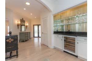 800 Andrews Ave, Delray Beach, FL 33483, Sold 04/15/22