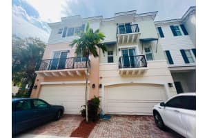 605 NW 38th Cir, Boca Raton, FL 33431, Sold 03/11/22