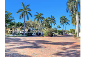 95 Pelican Pointe Dr #2010, Delray Beach, FL 33483, Sold 04/27/22