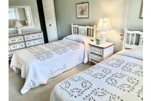 2320 SW 22nd Ave APT 211, Delray Beach, FL 33445, Sold 08/24/22