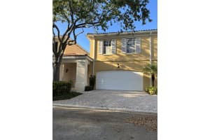 17 Oakleaf Ct, Jupiter, FL 33469, Sold 04/13/22