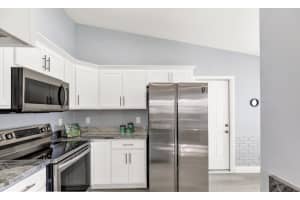 10628 Boca Entrada Blvd, Boca Raton, FL 33428, Sold 05/03/22
