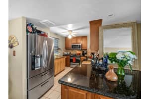 5200 N Flagler Dr APT 701, West Palm Beach, FL 33407, Sold 04/29/22