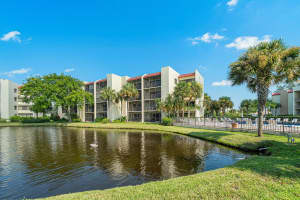1605 US-1 Unit B202, Jupiter, FL 33477, Sold 03/13/22