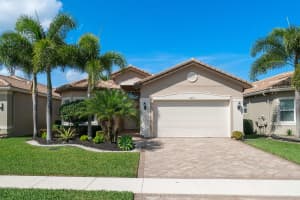 8255 Cloud Peak Dr, Boynton Beach, FL 33473, Sold 05/10/22