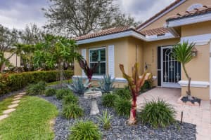 5372 Victoria Cir, West Palm Beach, FL 33409, Sold 05/20/22