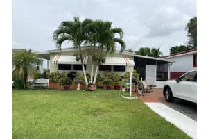21651 NW 8th Ct, Pembroke Pines, FL 33029, Sold 04/19/22