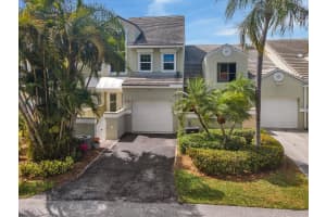 57 N Lakeshore Dr #57, Hypoluxo, FL 33462, Sold 04/28/22
