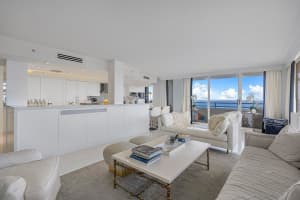 3560 S Ocean Blvd PH 1, South Palm Beach, FL 33480, Sold 05/12/22