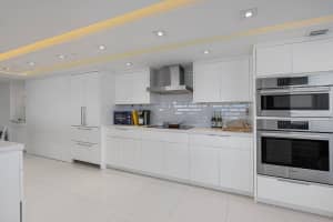 3560 S Ocean Blvd PH 1, South Palm Beach, FL 33480, Sold 05/12/22