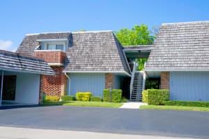 415 Pine Tree Ct APT 16, Lake Worth, FL 33462, Sold 05/24/22