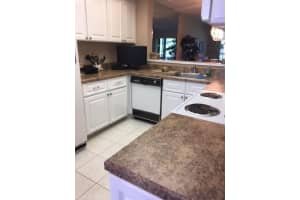 5187 Oakhill Ln APT 614, Delray Beach, FL 33484, Sold 04/14/22