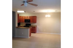3569 Forest Hill Blvd APT 119, West Palm Beach, FL 33406, Sold 05/13/22