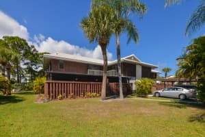 1702 SE Sir Lancelot Dr, Port St. Lucie, FL 34952, Sold 05/27/22