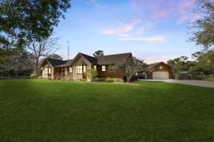 10943 SW Hawk View Cir, Stuart, FL 34997, Sold 05/16/22