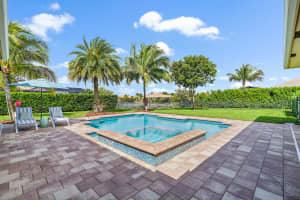 7370 SE Pierre Cir, Stuart, FL 34997, Sold 07/05/22