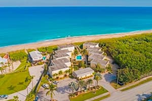 3541 NE Ocean Blvd APT 4, Jensen Beach, FL 34957, Sold 12/15/23