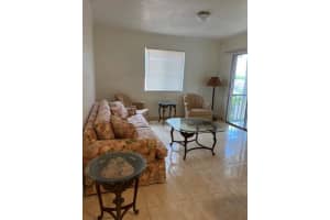 6074 Forest Hill Blvd APT 210, West Palm Beach, FL 33415, Sold 04/19/22