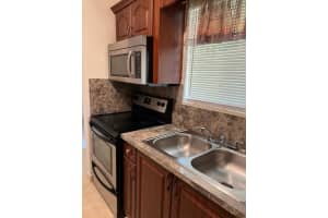 6074 Forest Hill Blvd APT 210, West Palm Beach, FL 33415, Sold 04/19/22