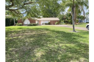 1898 NW Pine Lake Dr, Stuart, FL 34994, Sold 05/19/22