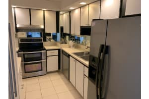 5600 N Flagler Dr APT 2003, West Palm Beach, FL 33407, Sold 11/11/22