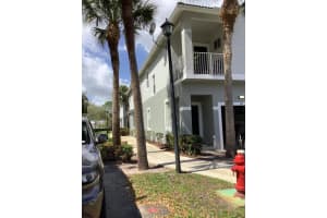 3117 Grandiflora Dr, Lake Worth, FL 33467, Sold 04/29/22
