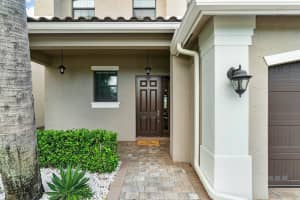 8089 Ironstone Dr, Delray Beach, FL 33446, Sold 04/28/22