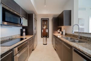 550 Okeechobee Blvd APT 1520, West Palm Beach, FL 33401, Sold 06/03/22
