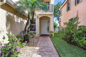 8615 Breezy Oak Way, Boynton Beach, FL 33473, Sold 06/15/22