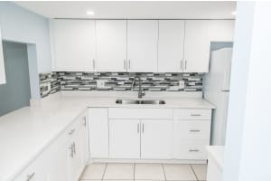 5985 Forest Hill Blvd APT 102, West Palm Beach, FL 33415, Sold 04/22/22