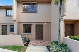 139 Sparrow Dr #4b, Royal Palm Beach, FL 33411, Sold 04/22/22