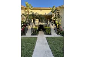 1520 Lake Crystal Dr APT G, West Palm Beach, FL 33411, Sold 04/25/22
