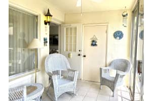 340 Pine Ridge Cir b 2, Greenacres, FL 33463, Sold 04/15/22