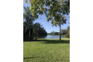 304 Westwood Cir N, West Palm Beach, FL 33411, Sold 06/28/22