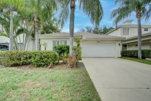 4915 Lombard Pass Dr, Lake Worth, FL 33463, Sold 04/22/22