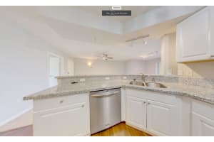 900 Scotia Dr APT 305, Hypoluxo, FL 33462, Sold 06/01/22