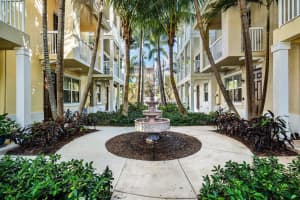 121 East Coda Circle, Delray Beach, FL 33444, Sold 04/27/22