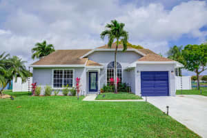 8654 Spring Valley Dr, Boynton Beach, FL 33472, Sold 04/26/22