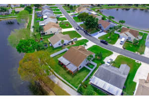 8654 Spring Valley Dr, Boynton Beach, FL 33472, Sold 04/26/22