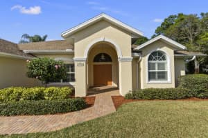 3740 8th Pl, Vero Beach, FL 32960, Sold 05/23/22
