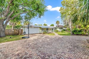 5692 Pennock Point Rd, Jupiter, FL 33458, Sold 05/31/22