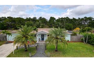 7131 Oakmont Dr, Lake Worth, FL 33467, Sold 04/15/22