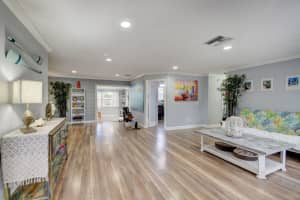 7131 Oakmont Dr, Lake Worth, FL 33467, Sold 04/15/22