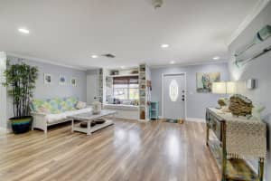 7131 Oakmont Dr, Lake Worth, FL 33467, Sold 04/15/22