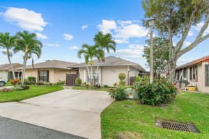 MLS# R10784601, West Palm Beach, Florida 33415