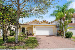 307 Mulberry Grove Rd, Royal Palm Beach, FL 33411, Sold 05/16/22