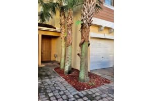 879 Pipers Cay Dr, West Palm Beach, FL 33415, Sold 05/05/22
